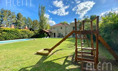 Casa en Alquiler en Echeverría del Lago, Canning