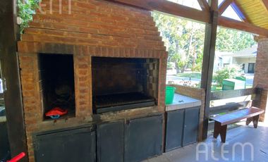 Casa en Alquiler en Echeverría del Lago, Canning