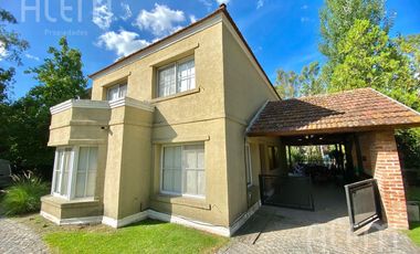 Casa en Alquiler en Echeverría del Lago, Canning