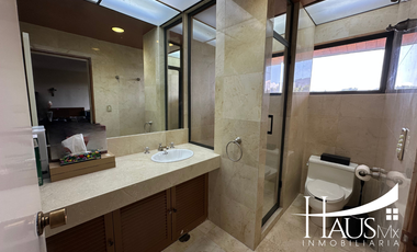 Casa en Venta, en Bosque de las Lomas