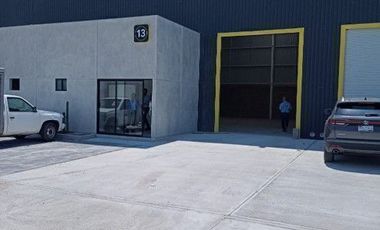 BODEGAS EN  RENTA CERCA DE LA PLANTA TOYOTA, EN APASEO EL GRANDE GUANAJUATO
