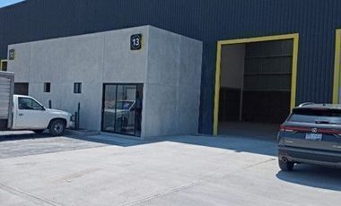 BODEGAS EN  RENTA CERCA DE LA PLANTA TOYOTA, EN APASEO EL GRANDE GUANAJUATO