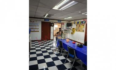 Bodega en renta. Aztecas
