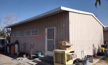 Bodega en renta. Aztecas