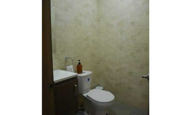 Amplia Casa en el Barrio el jardin Santa Marta