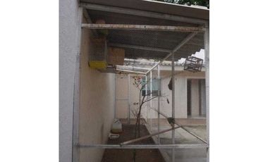 Amplia Casa en el Barrio el jardin Santa Marta