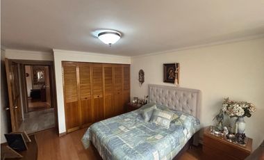 VENTA DE AMPLIO CÓMODO Y HERMOSO APARTAMENTO DUPLEX POBLADO MEDELLN