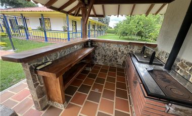 VENTA FINCA FAMILIAR Y DE TURISMO QUIMBAYA QUINDIO