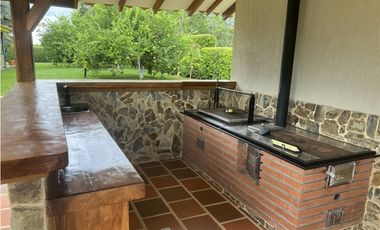 VENTA FINCA FAMILIAR Y DE TURISMO QUIMBAYA QUINDIO