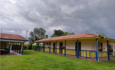 VENTA FINCA FAMILIAR Y DE TURISMO QUIMBAYA QUINDIO