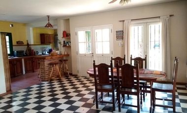 La Bota, Ing Maschwitz | Alquiler temporario | Casa quinta de enorme terreno con pileta y 4 dormitorios