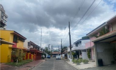 SEA CONFIABLE VENDE LOTE PARA DESARROLLO DE CASAS EN AV SANTA ELENA