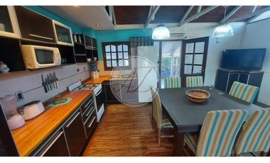 CASA CABAÑA / QUEBRACHO AL 600 - CARILO