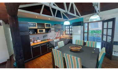 CASA CABAÑA / QUEBRACHO AL 600 - CARILO