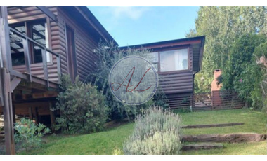 CASA CABAÑA / QUEBRACHO AL 600 - CARILO