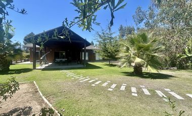 Casa en Venta en Condominio La Peninsula Lago Rapel