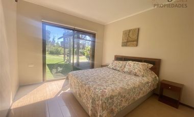Casa en Venta en Condominio La Peninsula Lago Rapel