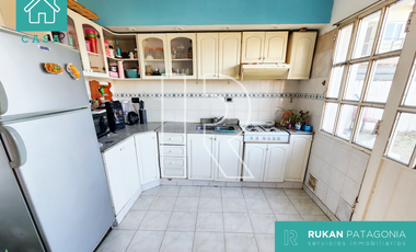 #AlquilerRUKAN | Casa de 4 Habitaciones | Calle CUBA | Barrio MIRADOR | Caleta Olivia.-