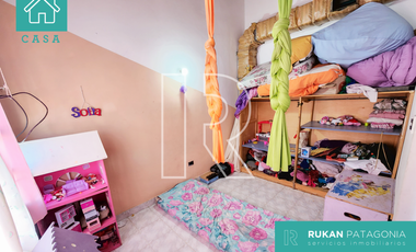 #AlquilerRUKAN | Casa de 4 Habitaciones | Calle CUBA | Barrio MIRADOR | Caleta Olivia.-