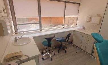 Arriendo Oficinas Clínica Dental, Mac Iver & Moneda Stgo