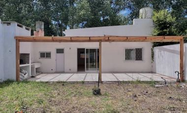 Casa en venta en City Bell.