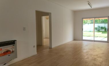 Casa en venta en City Bell.
