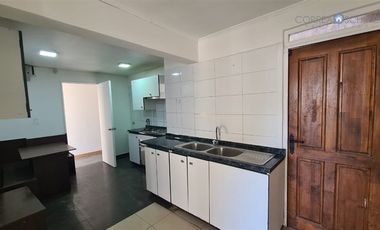 Casa en Arriendo en Valle Lo Castillo