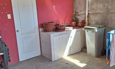 Casa en Venta en Llegar a calle san expedito con referencia almacén CATALINA