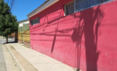 Casa en Venta en Llegar a calle san expedito con referencia almacén CATALINA