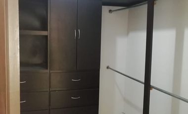 Casa en RENTA en privada Cerradas del valle