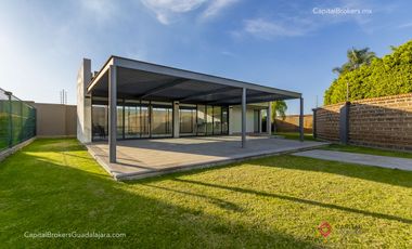 Casa de lujo en venta en Hacienda San Acasio en coto.