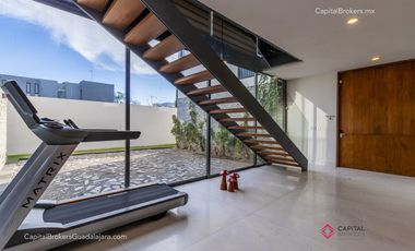 Casa de lujo en venta en Hacienda San Acasio en coto.