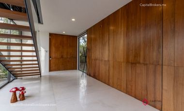 Casa de lujo en venta en Hacienda San Acasio en coto.