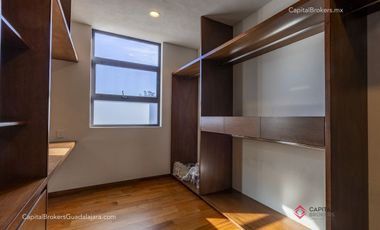 Casa de lujo en venta en Hacienda San Acasio en coto.
