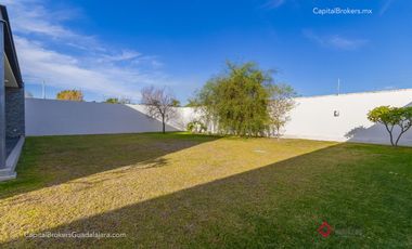 Casa de lujo en venta en Hacienda San Acasio en coto.