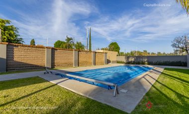 Casa de lujo en venta en Hacienda San Acasio en coto.