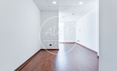 Se Vende Oficina A Pasos De Avenida Apoquindo