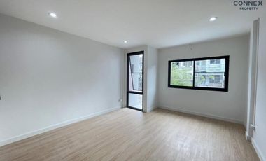FOR SELL Townhouse/Townhome  Lully Ville Lamlukka-Khlong1 MRT-Ram Inthra Kor Mor 6 CX-117713