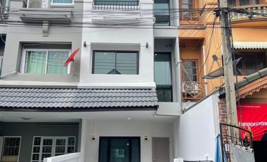 FOR SELL Townhouse/Townhome  Lully Ville Lamlukka-Khlong1 MRT-Ram Inthra Kor Mor 6 CX-117713