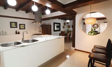 CASA EN VENTA EN PÁTZCUARO, MORELOS