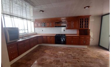 casa en Fracc. Valle de San javier, Pachuca de Soto Hidalgo. 320 m2 T