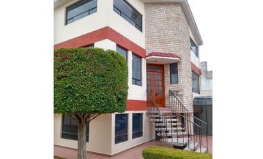 casa en Fracc. Valle de San javier, Pachuca de Soto Hidalgo. 320 m2 T