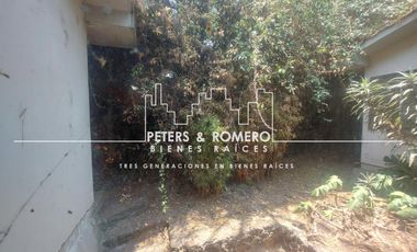 Terreno en Venta en Cerrada en Jardines del Pedregal