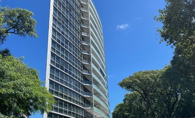Departamento en  venta en Olivos, gran edificio, frente al Rio, cochera, seguridad, amenities.
