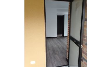 VENDO CASA EN CONJUNTO CERRADO EN CAJICA