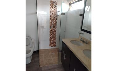 VENDO CASA EN CONJUNTO CERRADO EN CAJICA