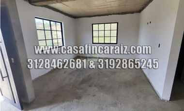 Finca CAMPESTRE en obra gris con escrituras en proindiviso marinilla