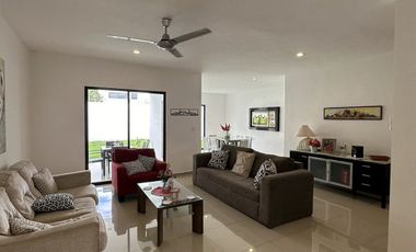 Casa en Venta en Privada Salvia, Floresta Mérida Yucatán.