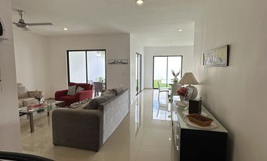 Casa en Venta en Privada Salvia, Floresta Mérida Yucatán.