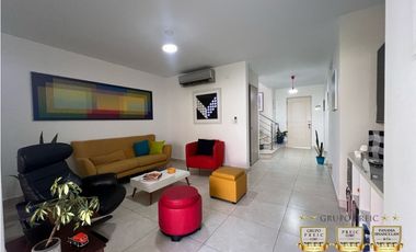 Venta de Casa Marsella Plus  Esquinera en Reserva de Versalles